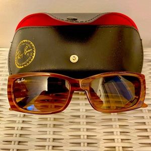 Women’s Ray Bans